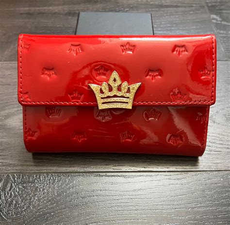 red patent leather wallet
